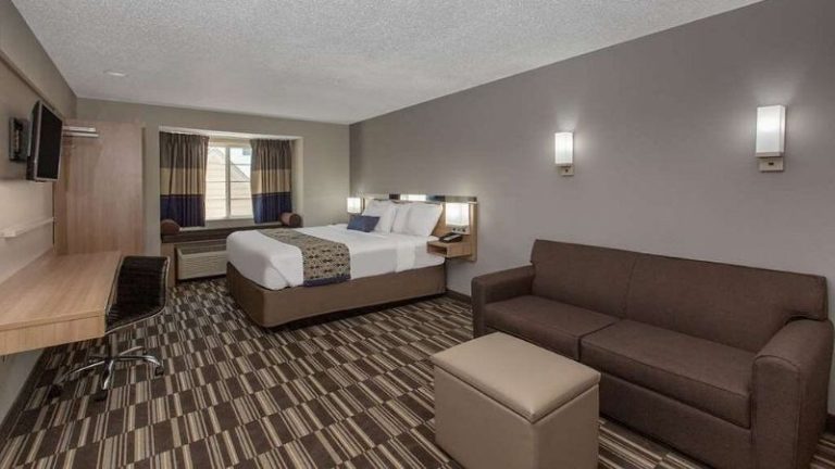 Microtel Inn & Suites by Wyndham Augusta Riverwatch