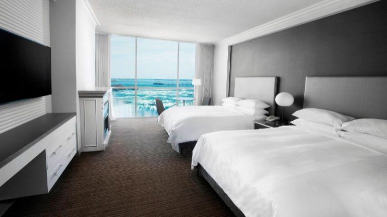 Niagara Falls Marriott on the Falls