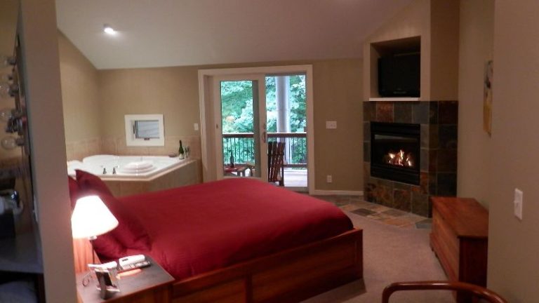 Pigeon Creek Inn