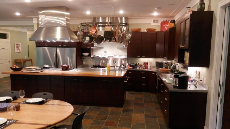 Pigeon Creek Inn, room with private jacuzzi, photo 6