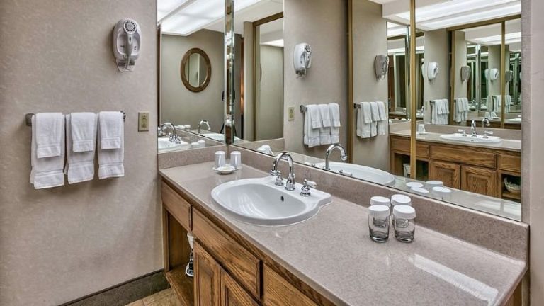 Plaza Resort Club Hotel