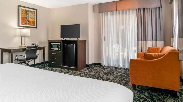 Quality Inn Grand Rapids South-Byron Center