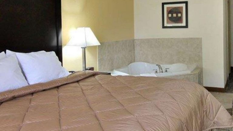 Quality Inn & Suites Greenville