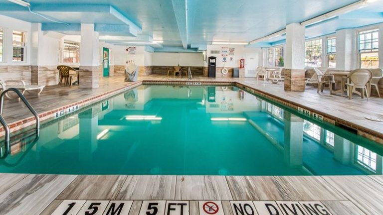 Quality Inn & Suites Galveston – Beachfront