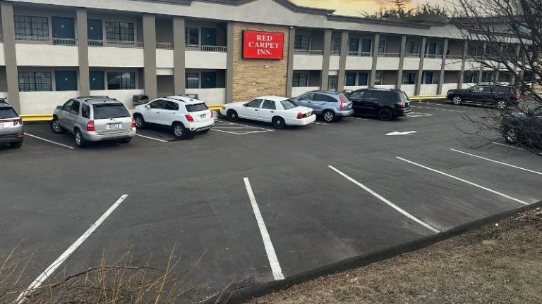 Red Carpet Inn Stamford