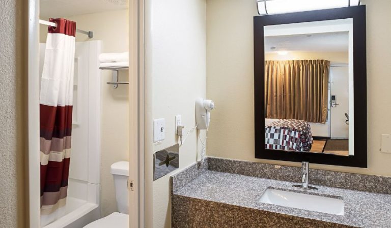 Red Roof Inn Indianapolis East