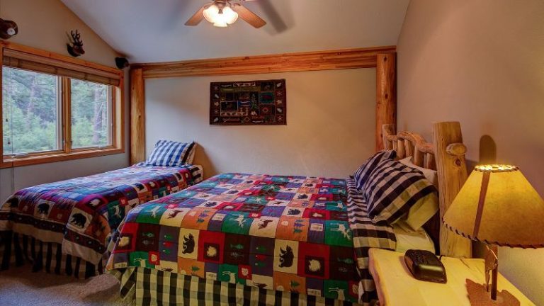 River Stone Resorts and Bear Paw Suites