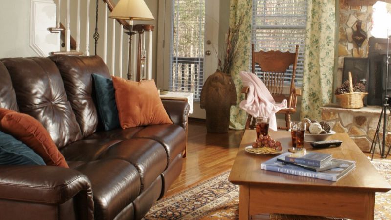 Seven Oaks Inn Bed and Breakfast, room with private jacuzzi, photo 4