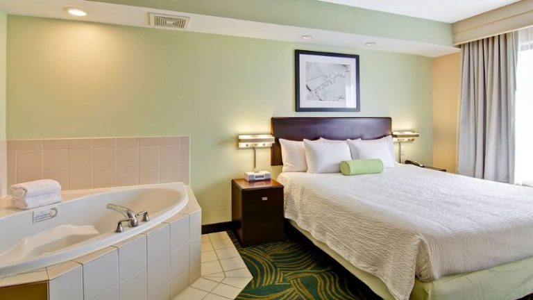 SpringHill Suites Erie