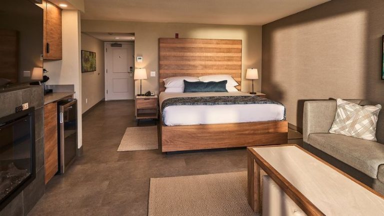 Surfsand Resort