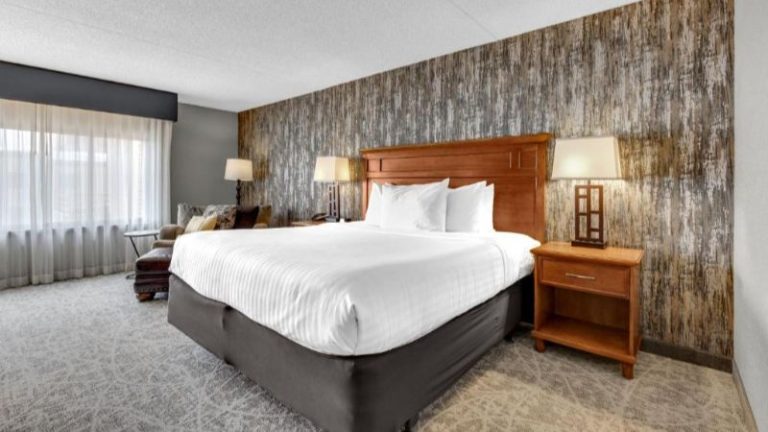 The Academy Hotel Colorado Springs