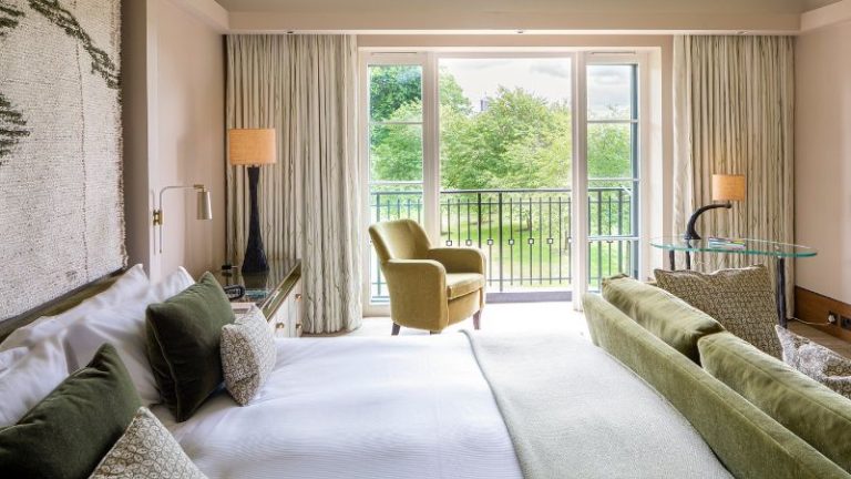The Grove Hotel