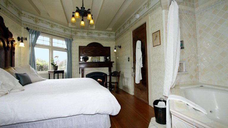 The Jabberwock Inn