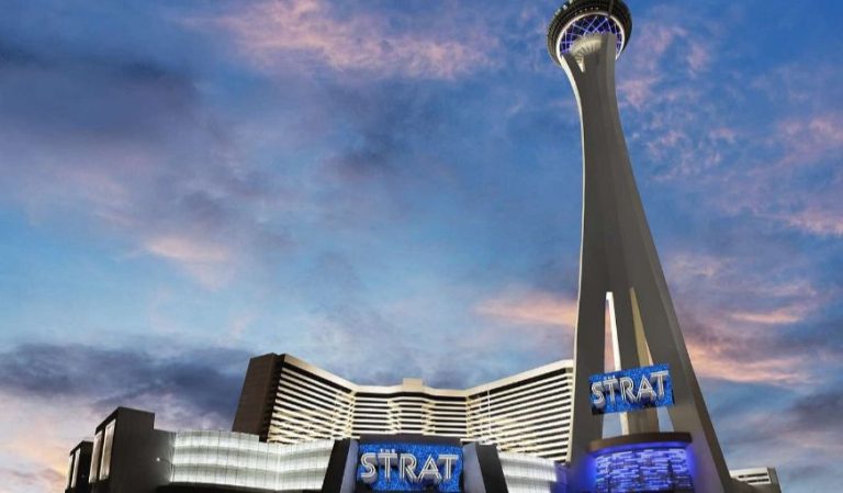 The STRAT Hotel, Casino & Tower