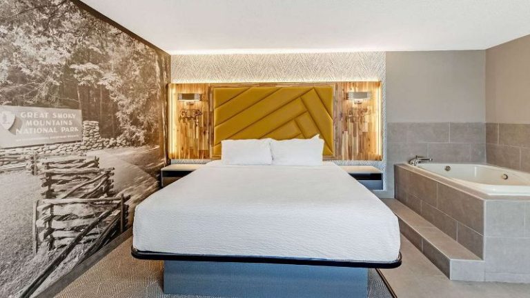 The Wander Hotel, A Ramada By Wyndham