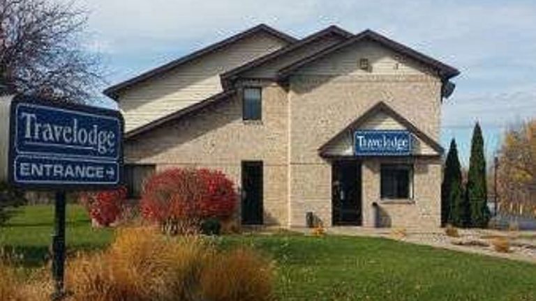 Travelodge by Wyndham Hudsonville
