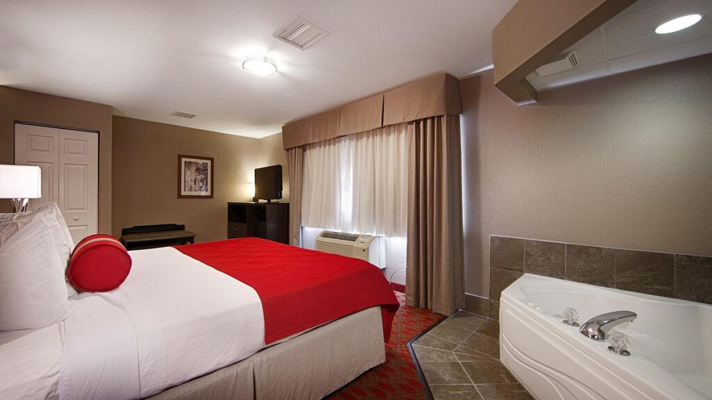 Baymont By Wyndham Brooklyn Center