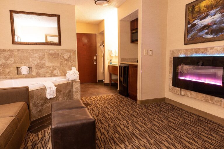 Comfort Suites Golden West on Evergreen Parkway