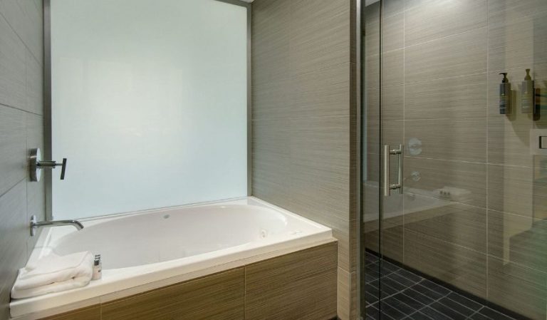 Aloft Oklahoma City Downtown – Bricktown