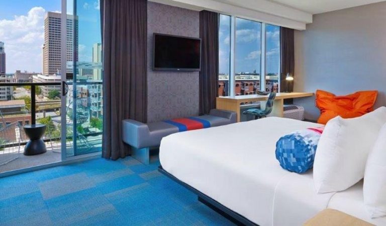 Aloft Oklahoma City Downtown – Bricktown