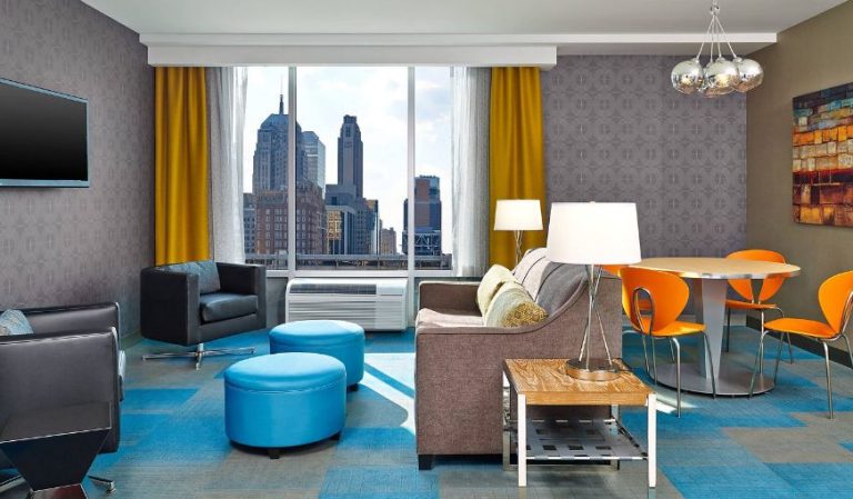 Aloft Oklahoma City Downtown – Bricktown