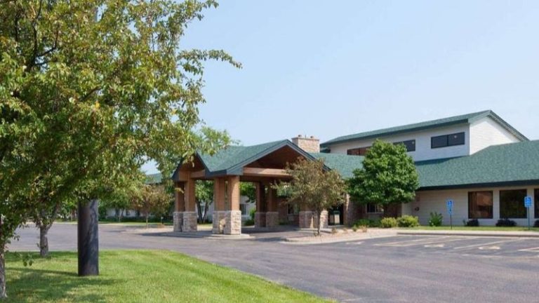 AmericInn by Wyndham Coon Rapids