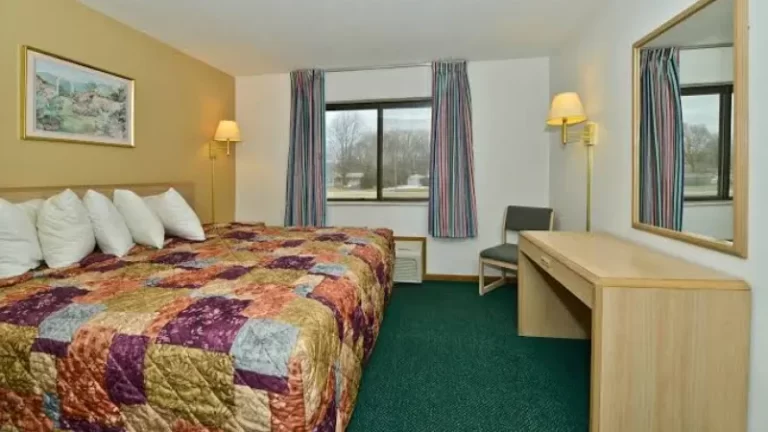 Americas Best Value Inn Champaign