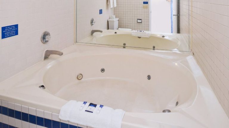 Americas Best Value Inn Plattsburgh