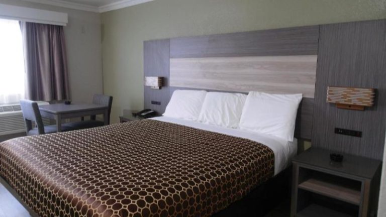 Americas Best Value Inn Rialto