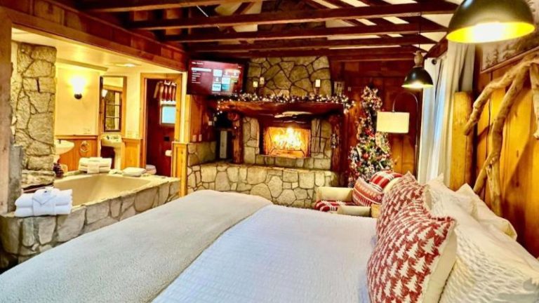 Arrowhead Pine Rose Cabins