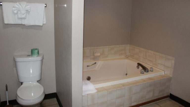 Asteria Inn & Suites