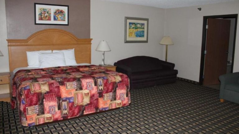 Asteria Inn & Suites