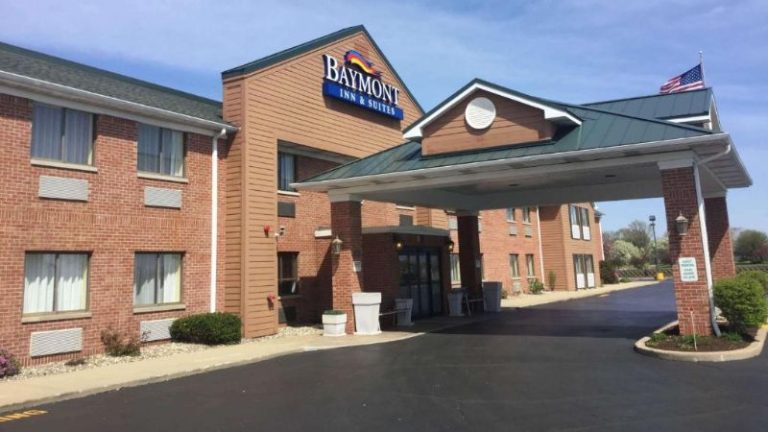 Baymont by Wyndham Mishawaka South Bend Area