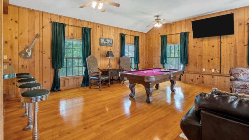 Beland Manor Inn, room with private jacuzzi, photo 6