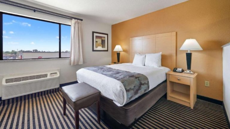 Best Western Plus Executive Inn & Suites