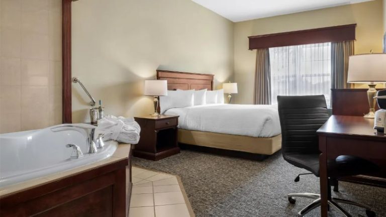 Best Western Plus Fredericton Hotel & Suites