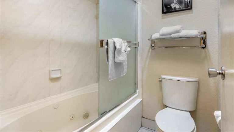 Best Western Plus Inn Of Hayward