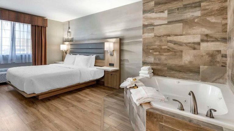 Best Western Plus Vineyard Inn