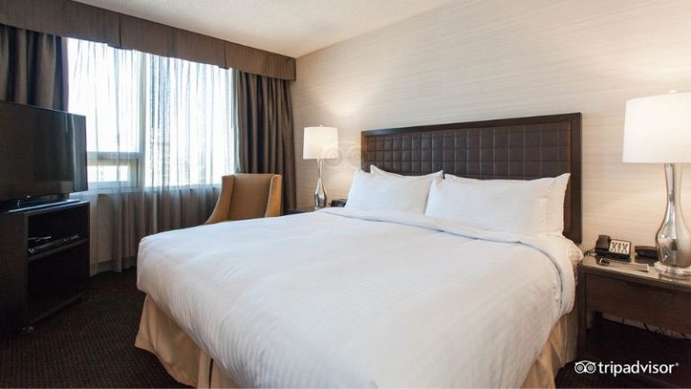 Cambridge Suites Toronto