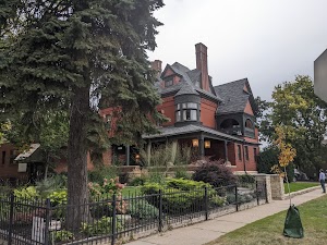 The New Victorian Mansion Bed & Breakfast The New Victorian Mansion Bed & Breakfast