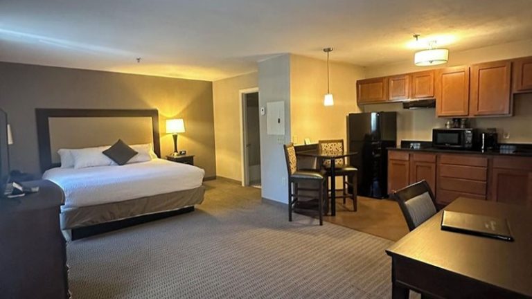 Chocksett Inn