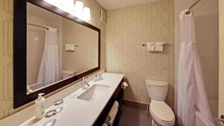 Coast Kamloops Hotel & Conference Centre