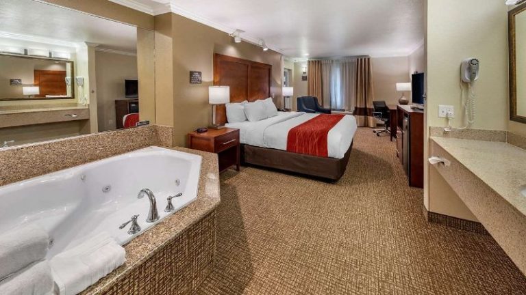 Comfort Inn Fontana