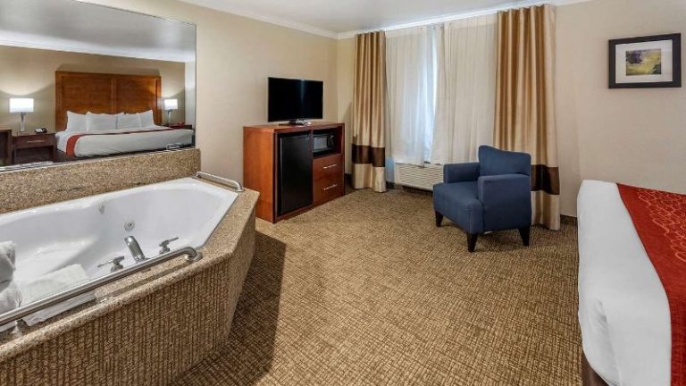Comfort Inn Fontana