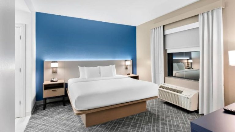 Comfort Inn & Suites – Fort Smith