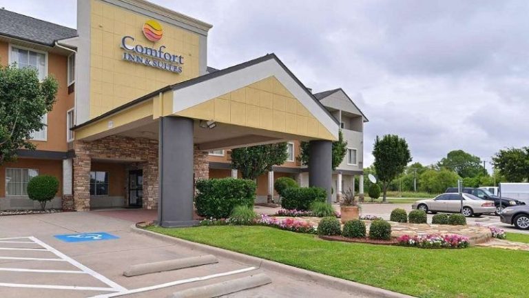 Comfort Inn & Suites Frisco