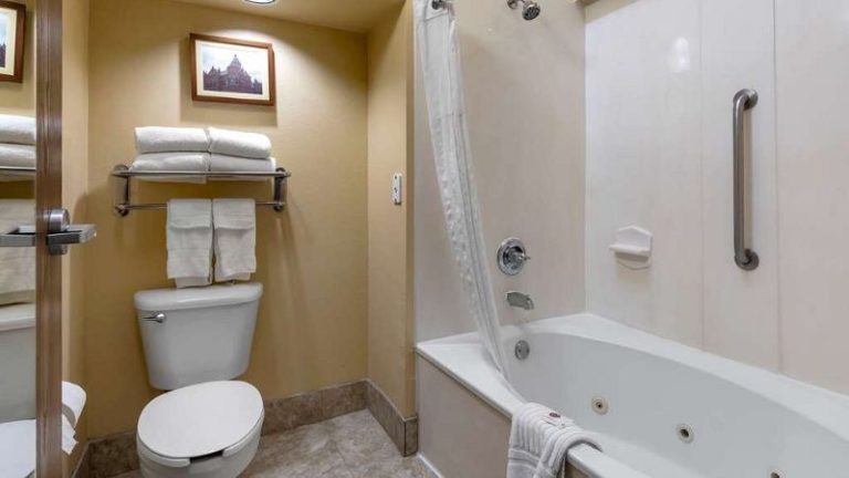 Comfort Suites DFW Airport