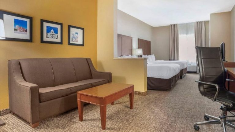 Comfort Suites Montgomery East Monticello Dr