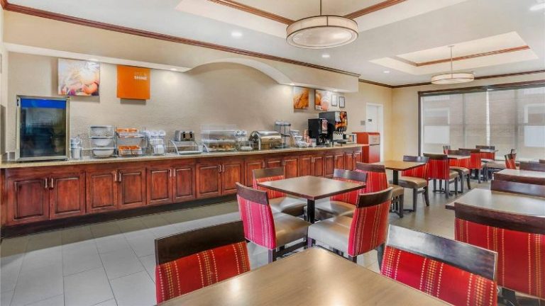 Comfort Suites Montgomery East Monticello Dr