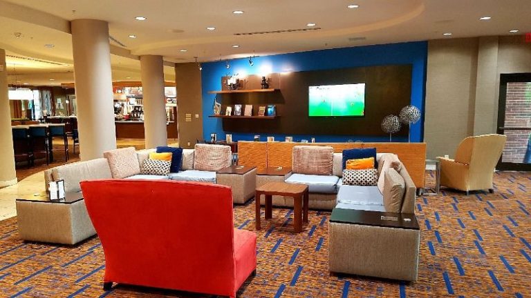 Courtyard by Marriott Hamilton